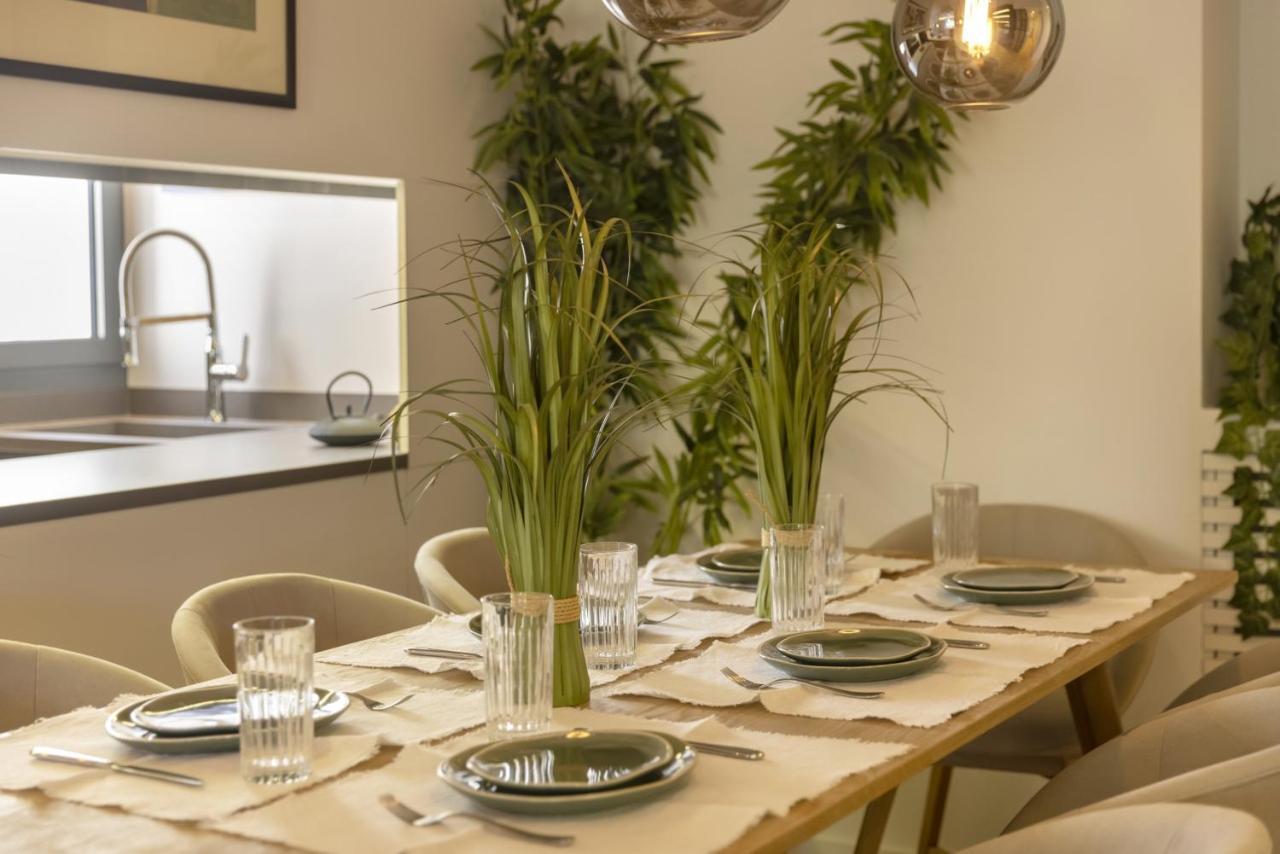 Elegant, Chic, Hip 2 Bedroom W/ Forest View In Athens! Экстерьер фото